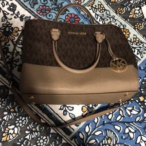 AUTHENTIC MICHAEL KORS handbag